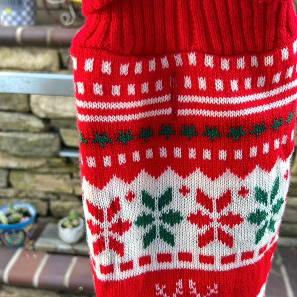 New Doggy Christmas sweater - Picture 8 of 12